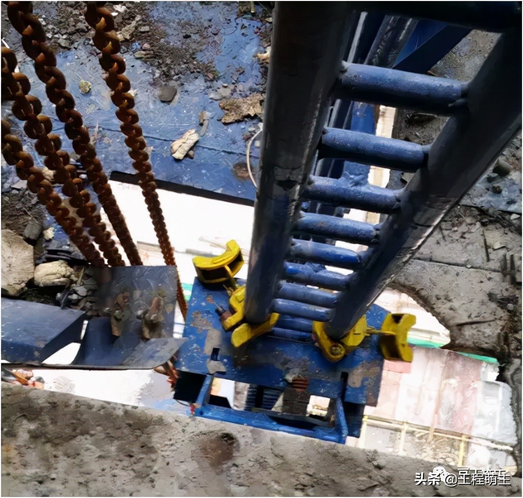 拆除爬架后外墙怎么施工,爬架拆除一般在封顶后多久