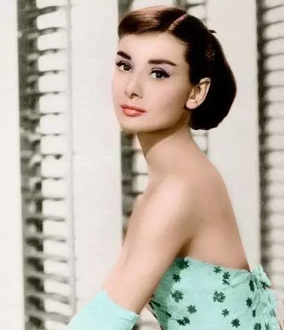 女人最美的样子是修成菩萨相,女人修成菩萨相男人修成什么相