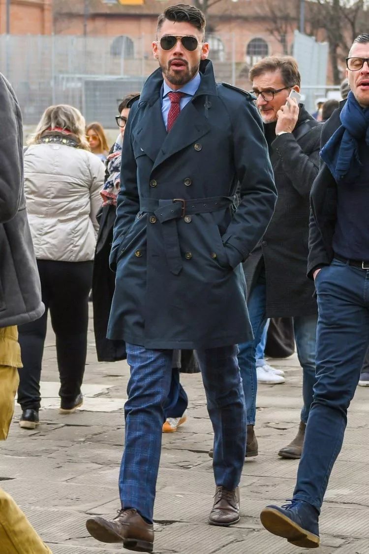 168cm身高长款风衣怎么搭配好看,160cm怎么穿长款风衣