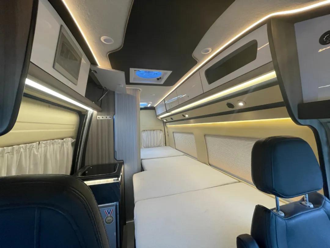 江铃福特全顺旅居车价格,江铃旅居车新世代全顺