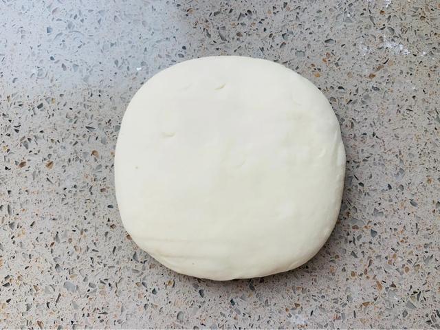 烙饼怎么做又软又劲道层多,家常烙饼怎么做好吃又松软酥脆