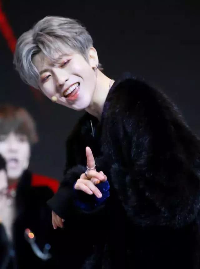 染完浅色系的头发，毛躁的你需要这篇攻略来做头发保养