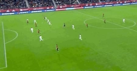 欧预赛西班牙7-1有u77吗,欧预赛西班牙击败挪威