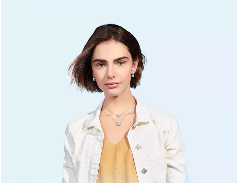 适合18岁戴的首饰,20岁女生戴什么金首饰好看