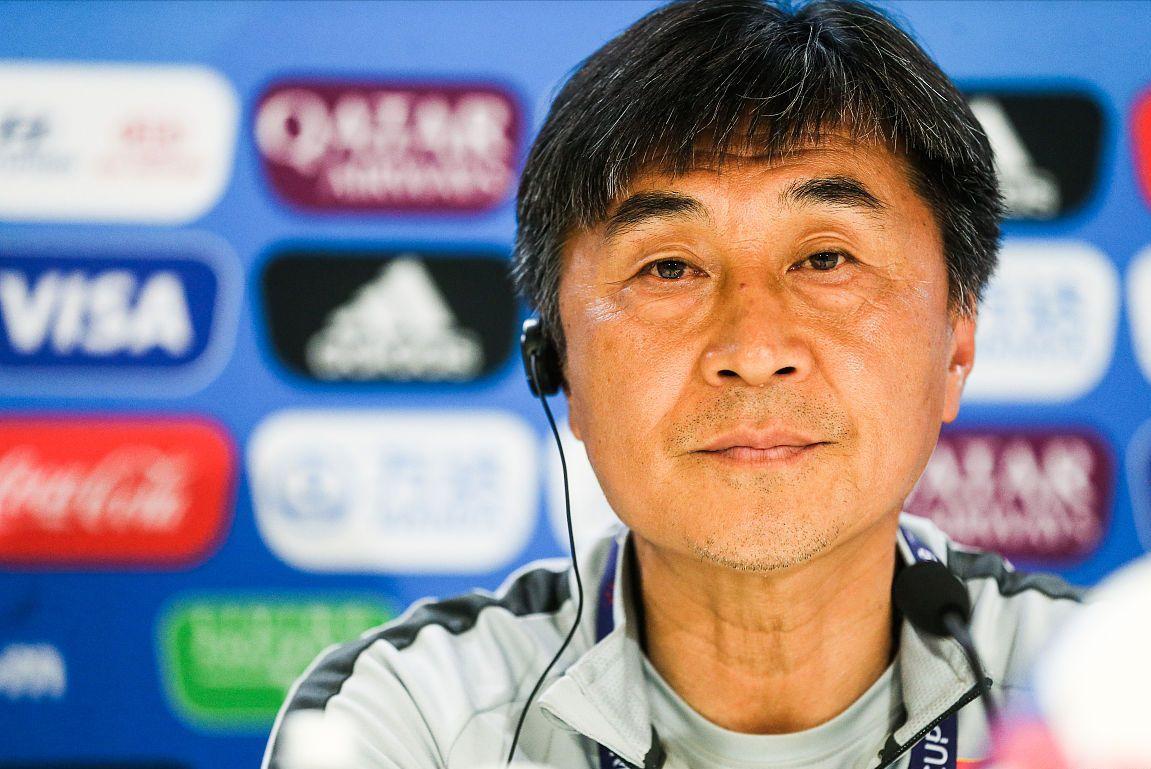 杨晨和孙继海一起在曼城踢过球吗,孙继海杨晨范志毅哪个最强