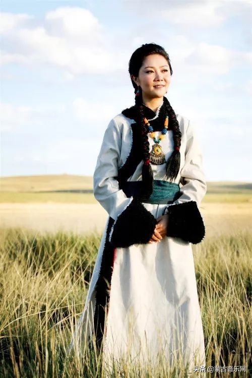 乌兰托娅十首草原歌曲,乌兰托娅10首草原歌曲