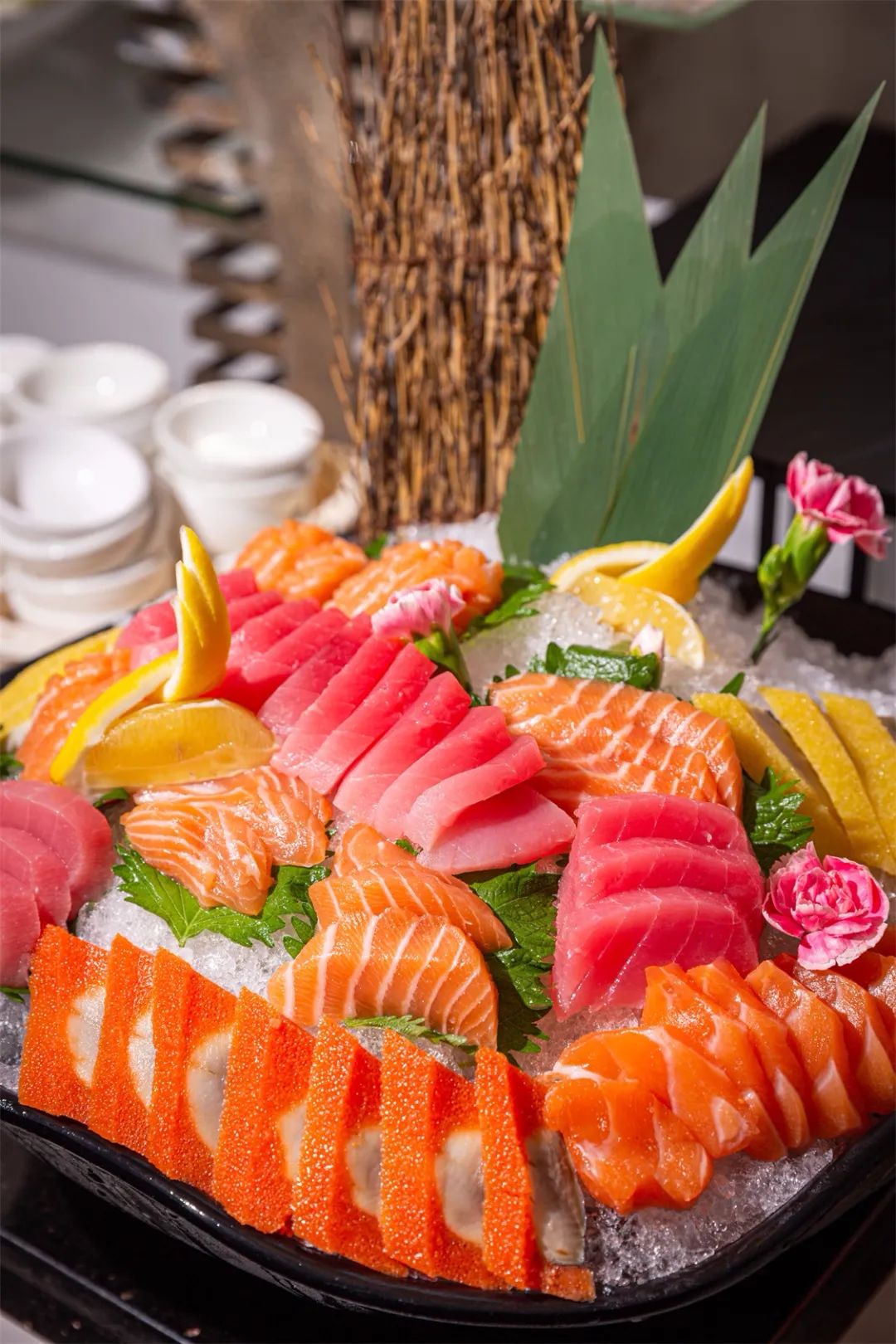 五一上海空中旋转餐厅自助餐,一家超有性价比的自助餐厅