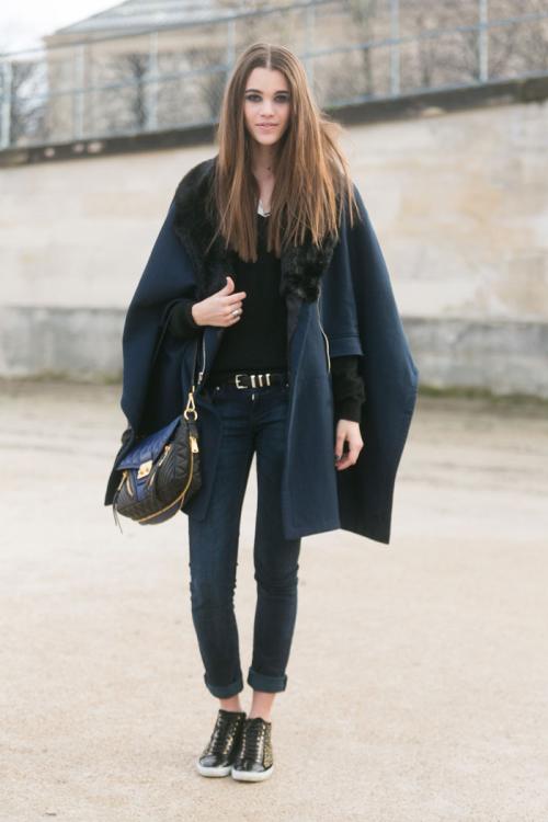 双肩包今年流行款,双肩包不过时