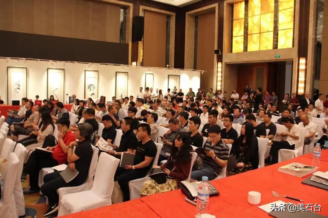 这块石头的形状像猴子是比喻句吗,这块像马云的奇石在你心里值多少