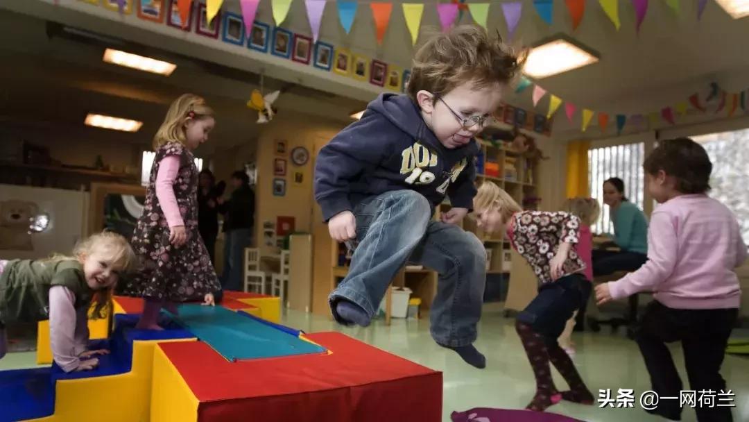 违反政策也要干，没打疫苗的孩子，不能上荷兰幼儿园！