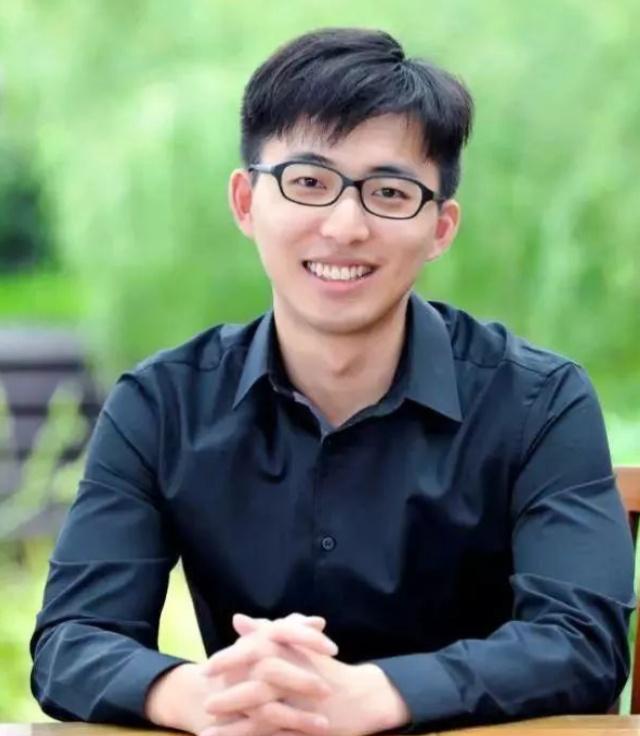真学神!24岁,他已是复旦大学副教授并任教