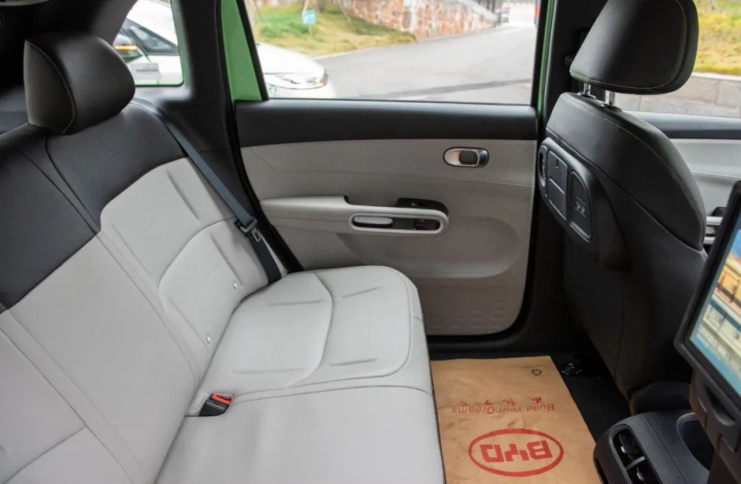 买车来跑滴滴划算还是租车划算呢,出行打滴滴划算还是自己买车划算