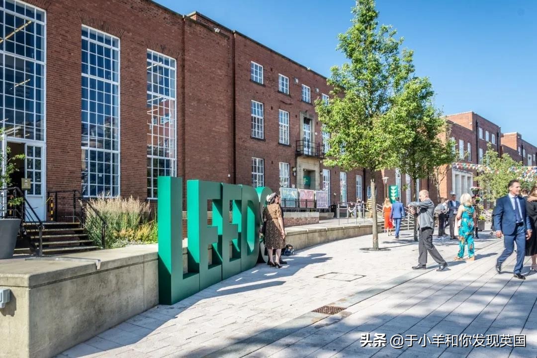英国利兹大学留学要求高吗,留学英国利兹大学一年多少钱