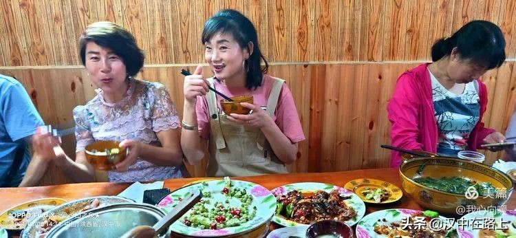 汉中圈子崖天坑,汉中镇巴圈子崖天坑旅游攻略