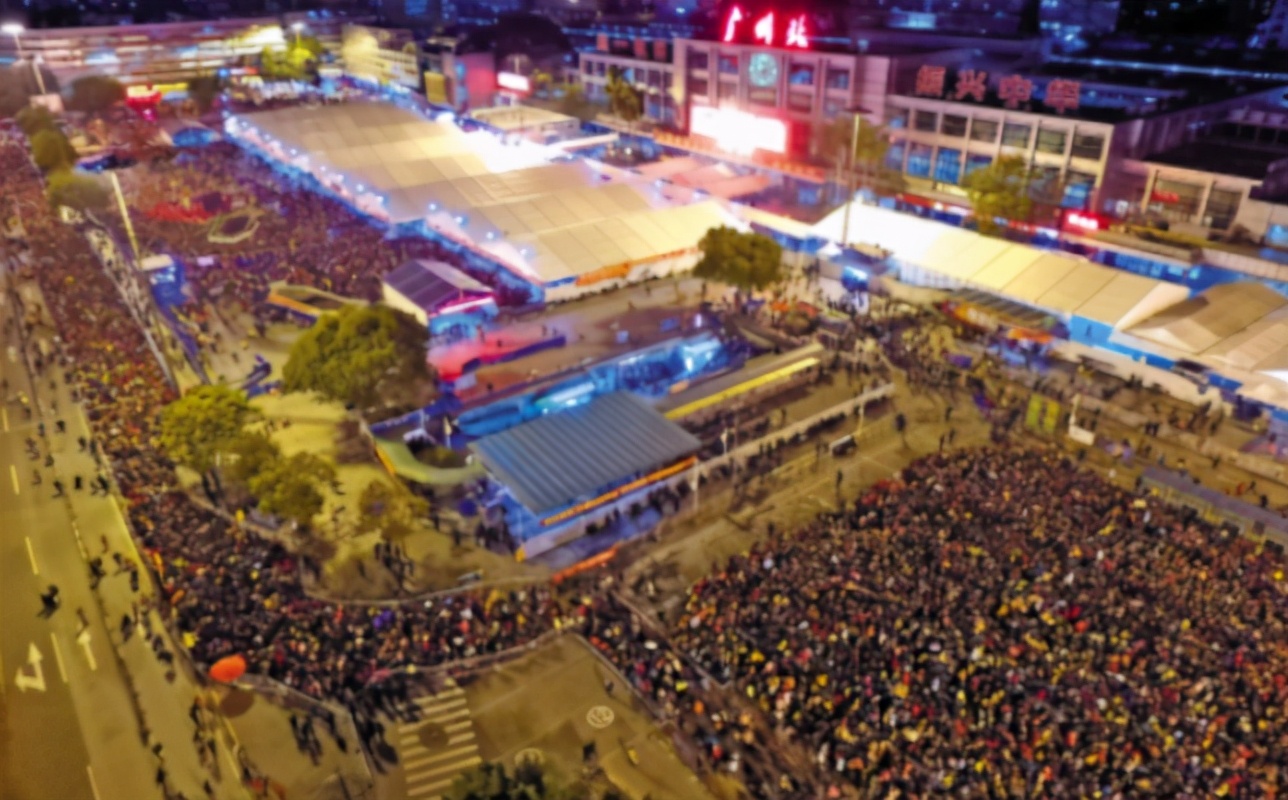 90年代火车站抢劫,90年代广州火车站偷包