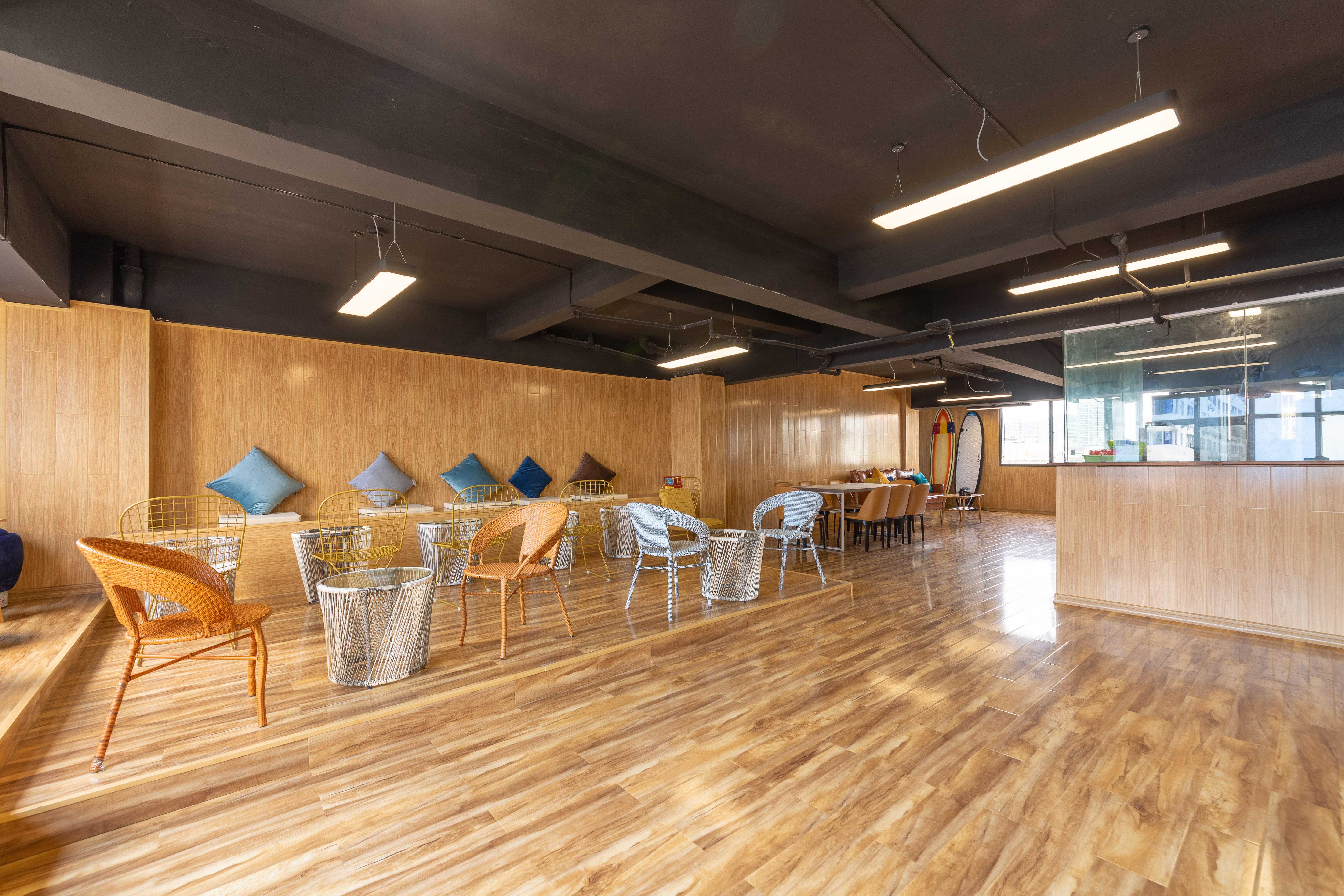 一年一轮回，百万欠款再创业又入坑？