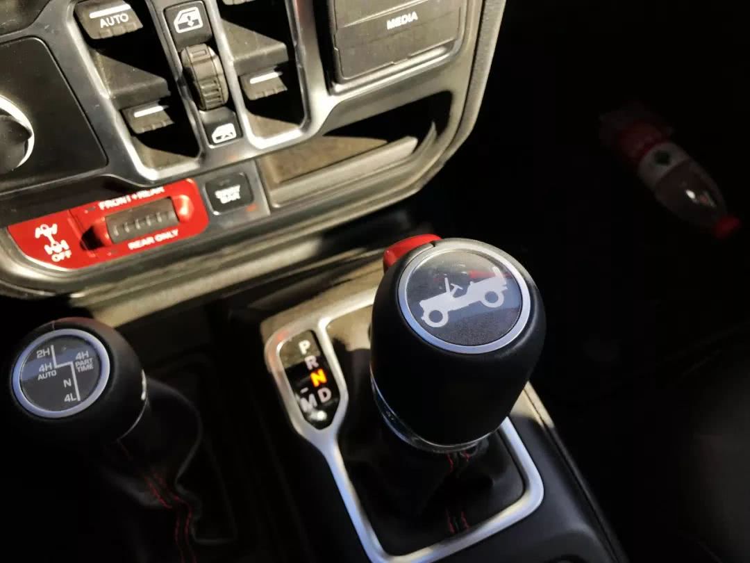 丛林限量牧马人jeep试驾,牧马人城市猎人版