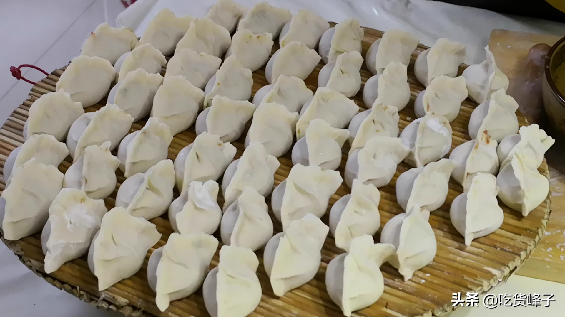 煮饺子怎么调料好吃,饺子要怎么煮才不破皮