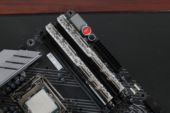 i710700可以玩赛博朋克2077吗,i712700h核显能玩赛博朋克2077吗