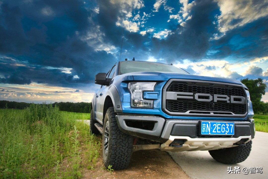 福特猛禽是年轻人的大玩具,福特猛禽加长版玩具车