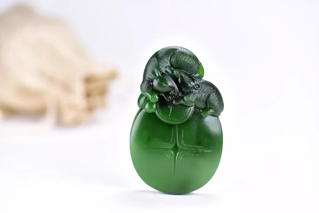 适合招财的珠宝 (今年戴什么珠宝最旺财)