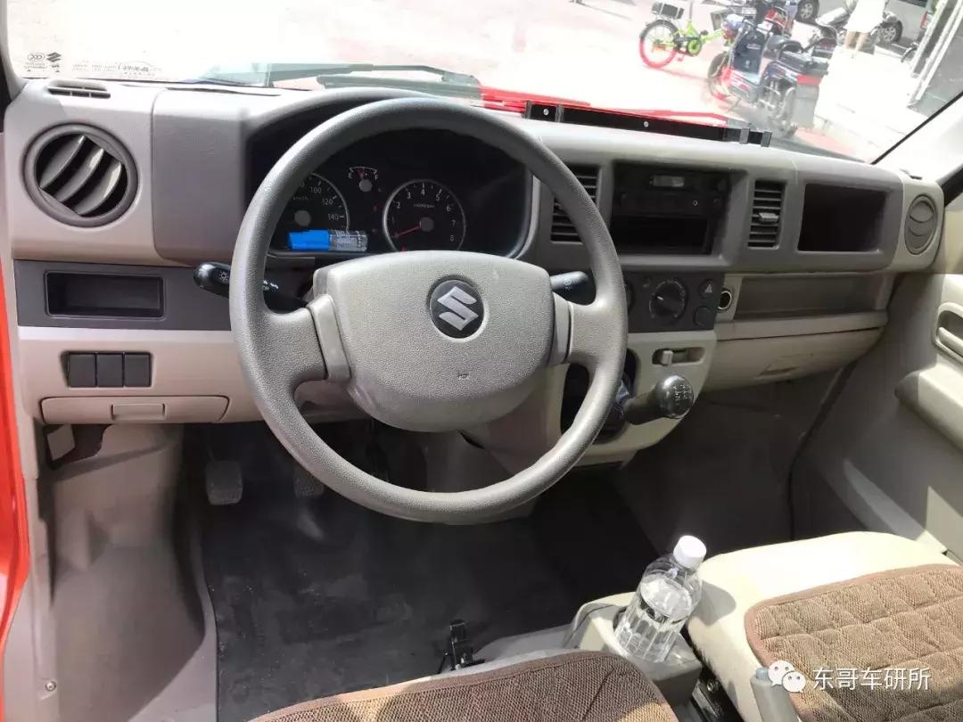 铃木浪迪七座好还是8座好,新款铃木浪迪7座