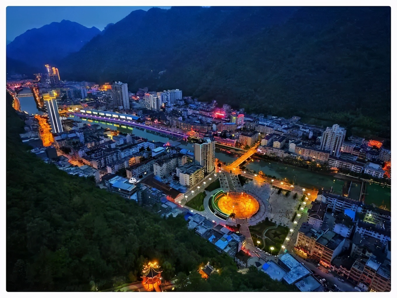 世界天坑之旅全集,世界天坑镇巴宣传片