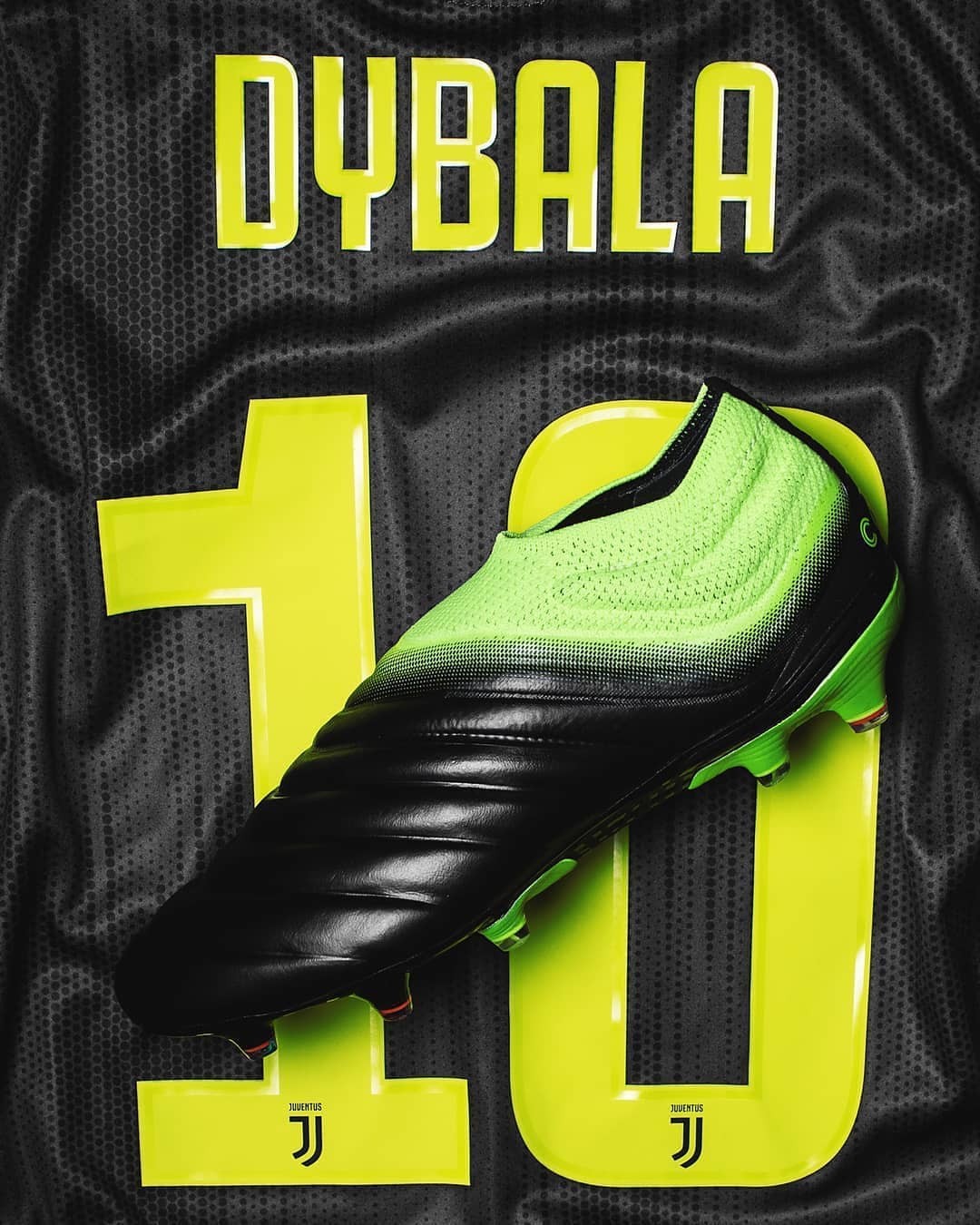 足球实战衣服怎么穿的视频,足球场如何穿最拉风