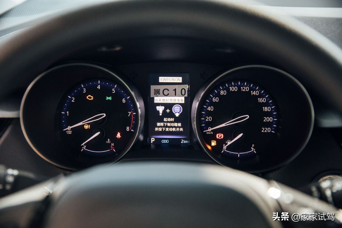 年轻人的第一辆suv选谁更合适,年轻人第一辆车推荐suv保值