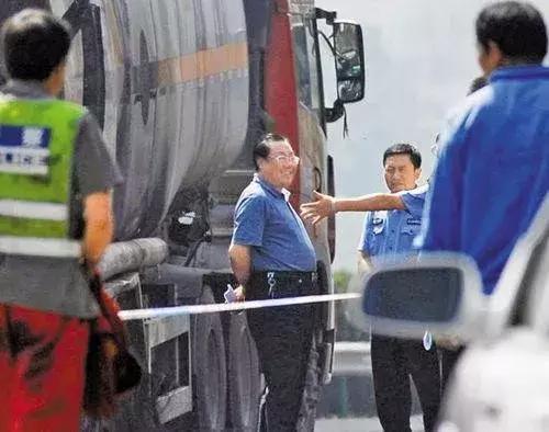 贪官一块手表，起拍价720万元！判决书披露惊人受贿情节