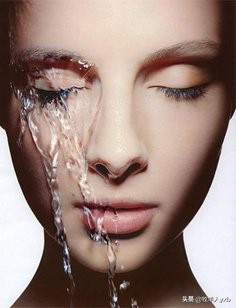 女人如水是怎么回事,都说女人是水要温柔不能乱发脾气