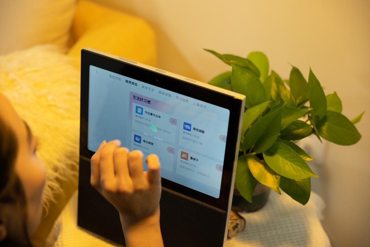 天猫精灵v10通话未接通,天猫精灵v10和小度智能屏