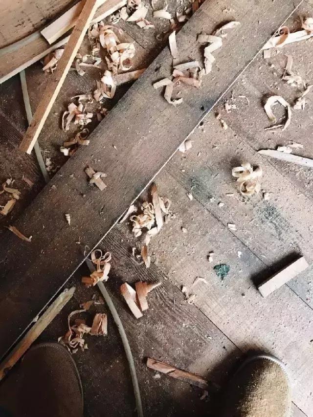 90后小伙花100万造房子,90后小伙花几千元装修500个平方