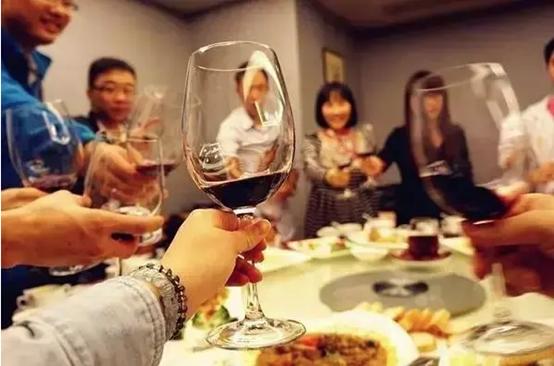 酒品识人品十种准到吓人的识人术,酒品识人品看后感悟