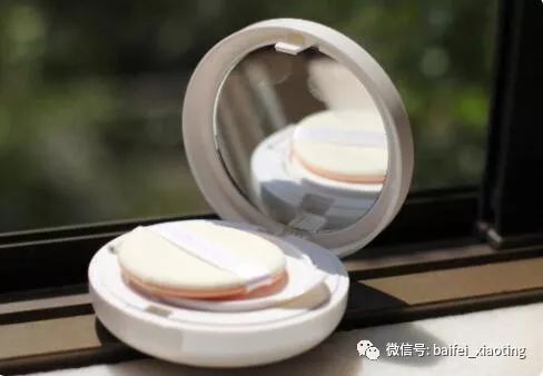 脸上长脂肪粒什么原因怎么办,脸上总是长脂肪粒是什么原因