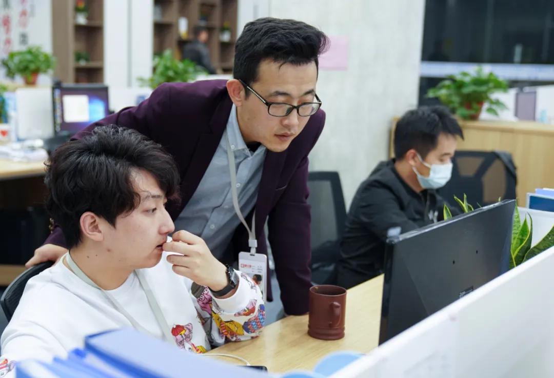 闈掓槬浠庝笉钀藉箷,闈掓槬姘镐笉鏁ｅ満瀹屾暣瑙嗛