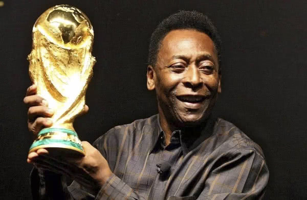 世界十大球王梅西,足球大逆袭梅西和c罗