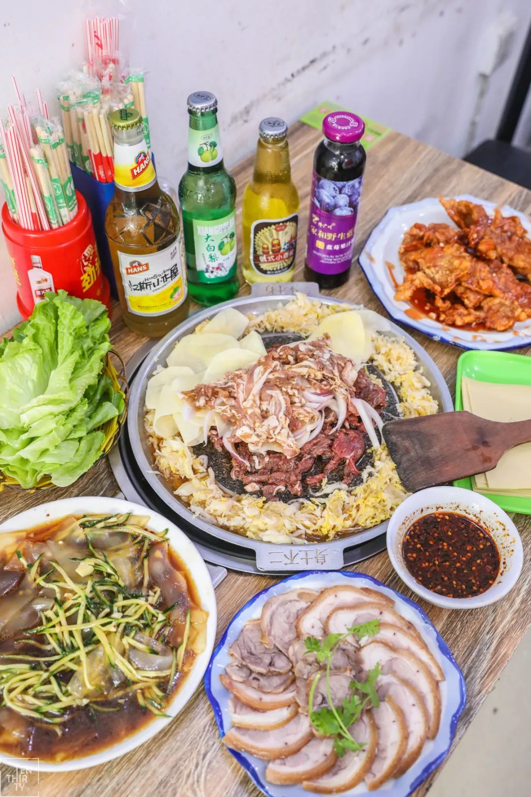 降温了吃点热乎的御寒,降温武汉