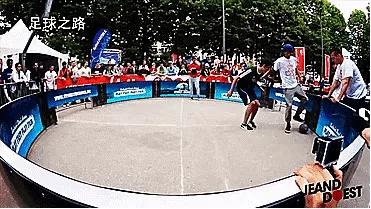 足球花式穿裆过人,足球花式技巧