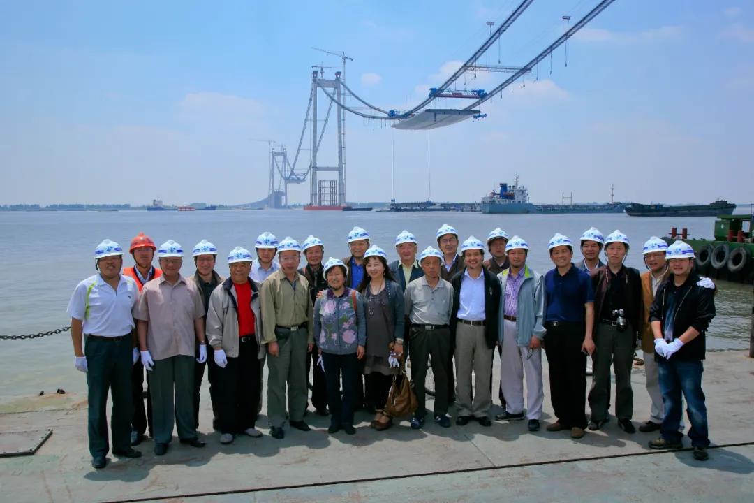 百杖斋诗论｜周贤望：以水手的名义宣示，我们必将航行到所有海港