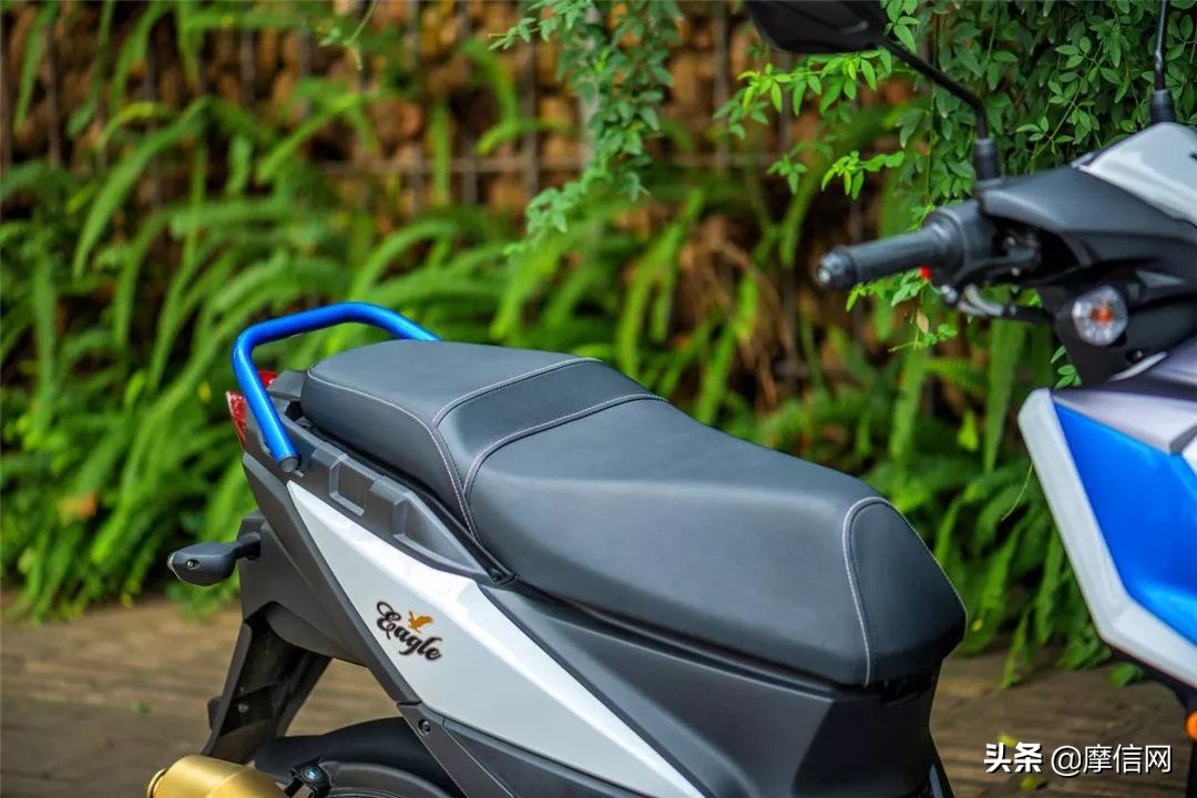 豪爵踏板supereagle125烟熏黑,豪爵eagle125详细测评