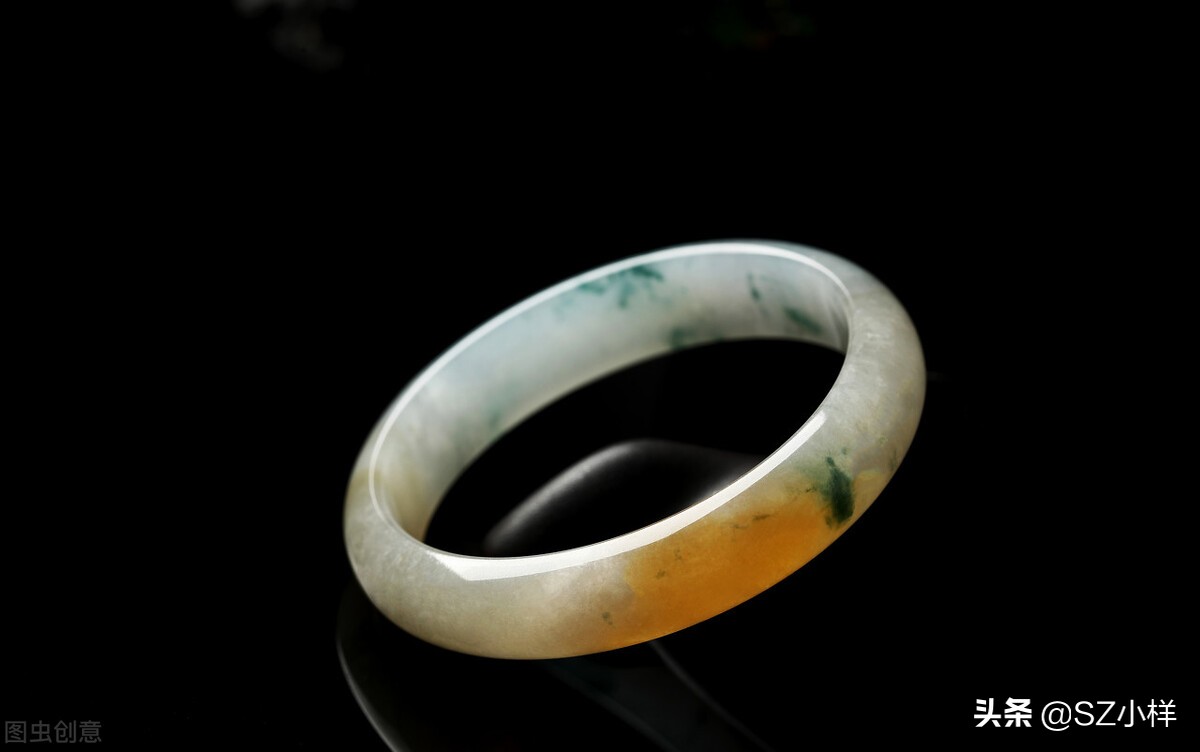 金店里的玉器有害吗,珠宝加工翡翠首饰有毒吗