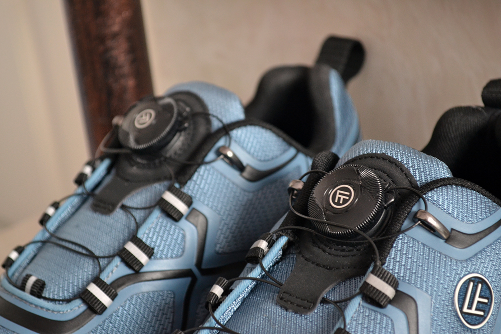 带鞋带旋钮系统的跑鞋,旋钮系鞋带跑鞋推荐