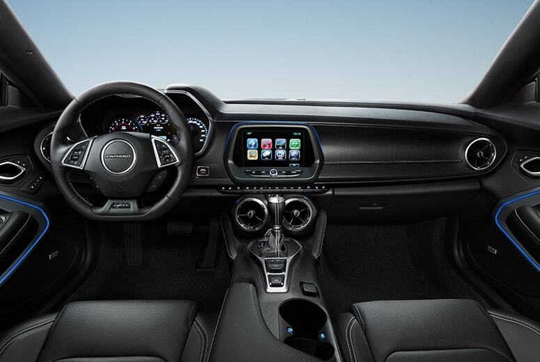 2022款科迈罗和mustang哪个好,野马mustang和科迈罗哪个更适合