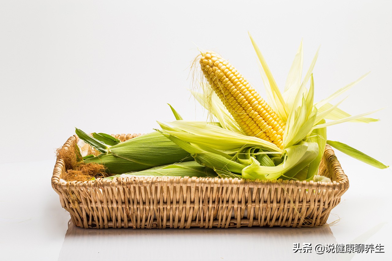 血脂高，血管堵，多吃这5种食物，降低胆固醇，血管更畅通！