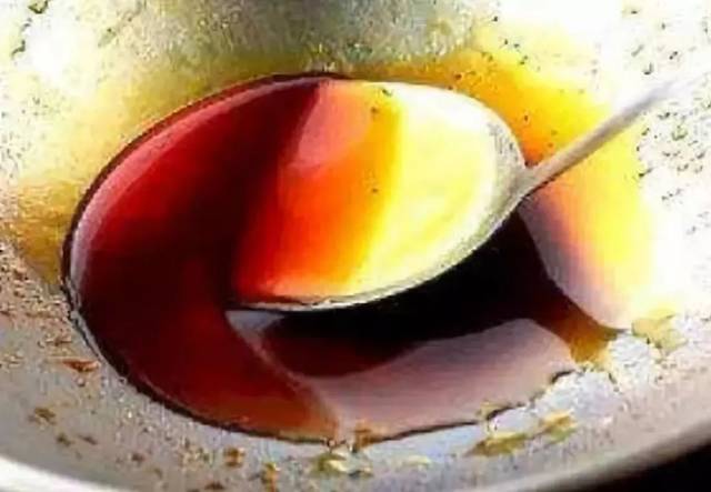 冰糖怎么炒不发黑,冰糖一炒就黑