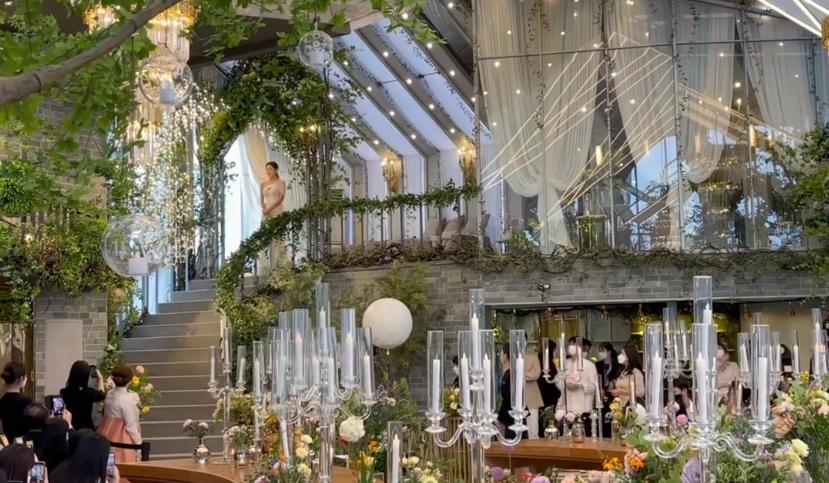 结婚30周年的高颜值夫妇,明星中年高颜值夫妻