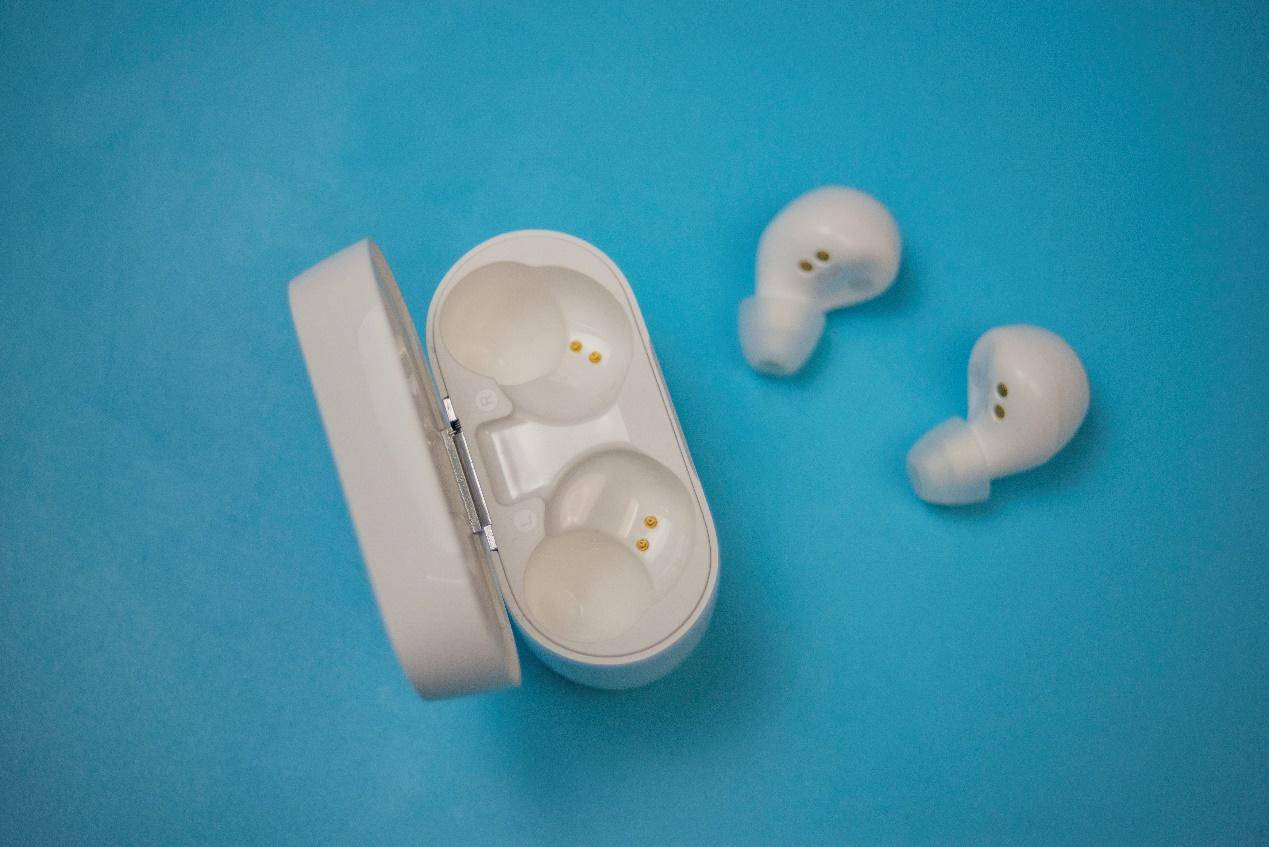 魅族pop2s,魅族pop2s真无线耳机如何调节音量