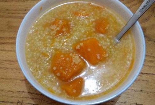 小米南瓜粥搭配一起煮的做法,脾虚小米南瓜粥的做法