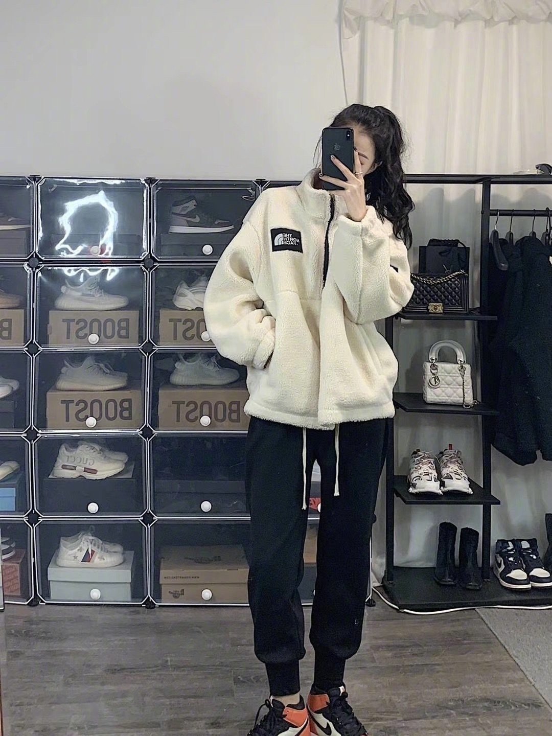 运动裤真的太舒服了,冬天也想穿又怕显臃肿,我来教你